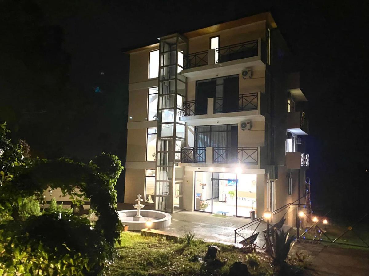Vita Gardenia Hotel צקאלטובו מראה חיצוני תמונה