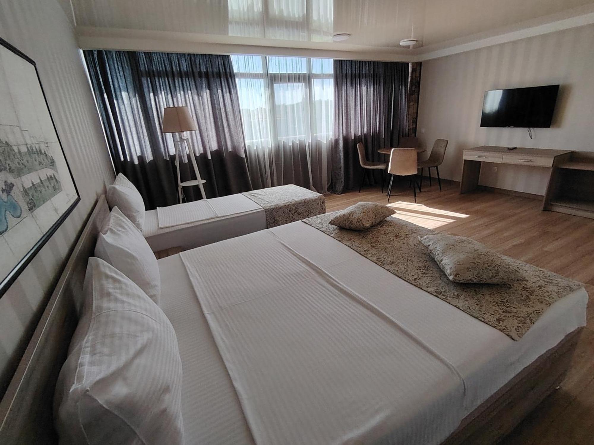 Vita Gardenia Hotel צקאלטובו מראה חיצוני תמונה